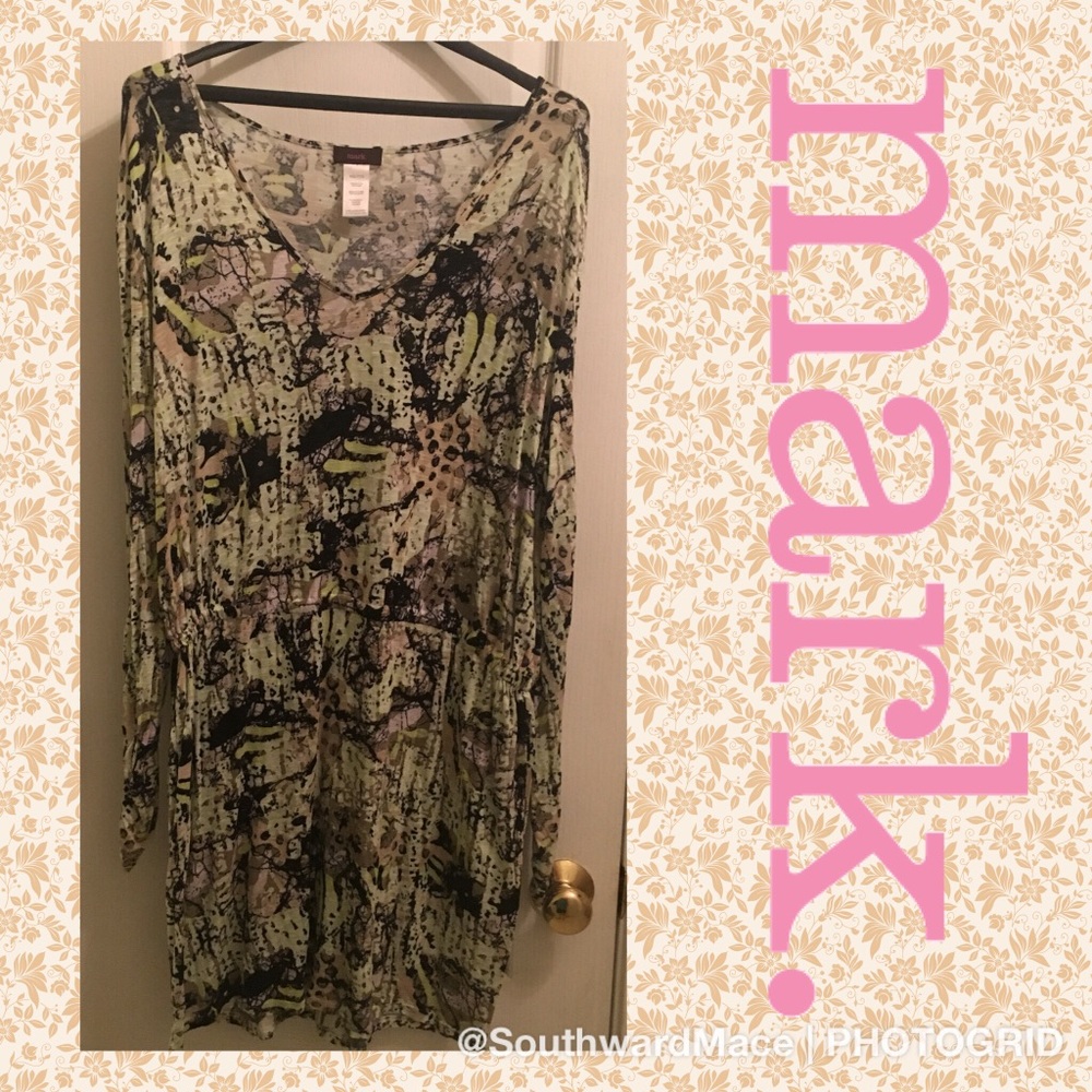 mark. Tunic
